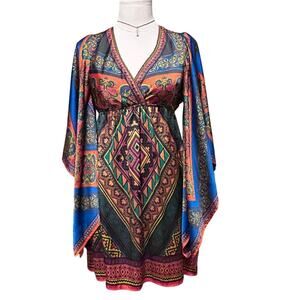 Flying Tomato Flair Long Sleeve Boho Dress-Mini-Paisley-Size Small-V Neck
